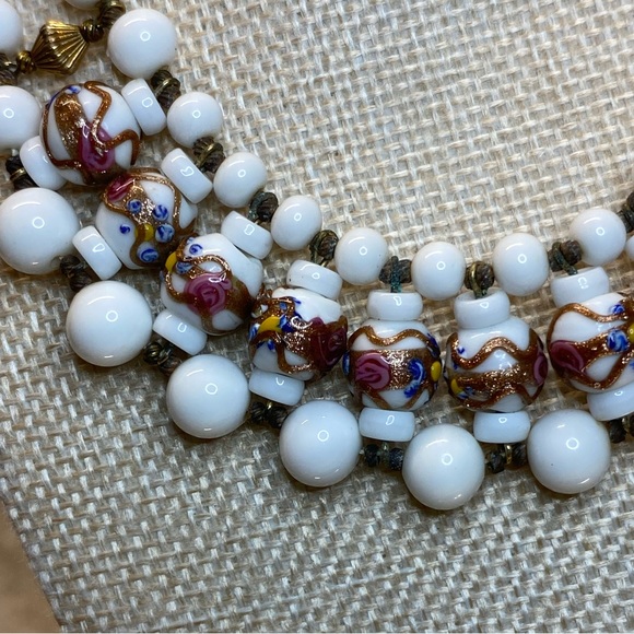 Vintage Rare Antique Venetian Wedding Cake & Milk Glass Beaded Bib Necklace 16” - Picture 5 of 17
